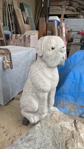 石製犬の置物　ボクサー犬　香川県牟礼町　山田忠石材店
