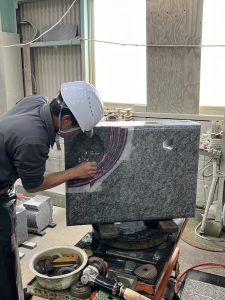 庵治石　伊達冠石　お墓　墓じまい　リノベーション　再加工　香川県　高松市　庵治町　牟礼町　はやしばら有限会社　RENOプロジェクト