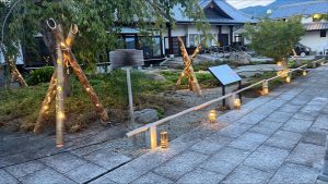 石あかり　庵治石　庵治町　牟礼町　源平の里　エクステリア　古墓から　