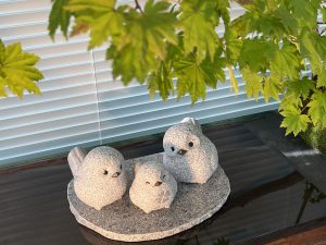 シマナガエ　石　小物　寄り添う　祈り　家族　癒し　可愛い　リノベーション　手元供養